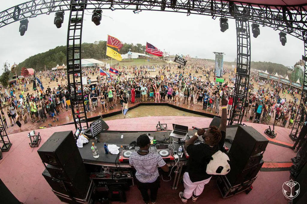 2017 :10 — Music Midtown, a Network Frequency original