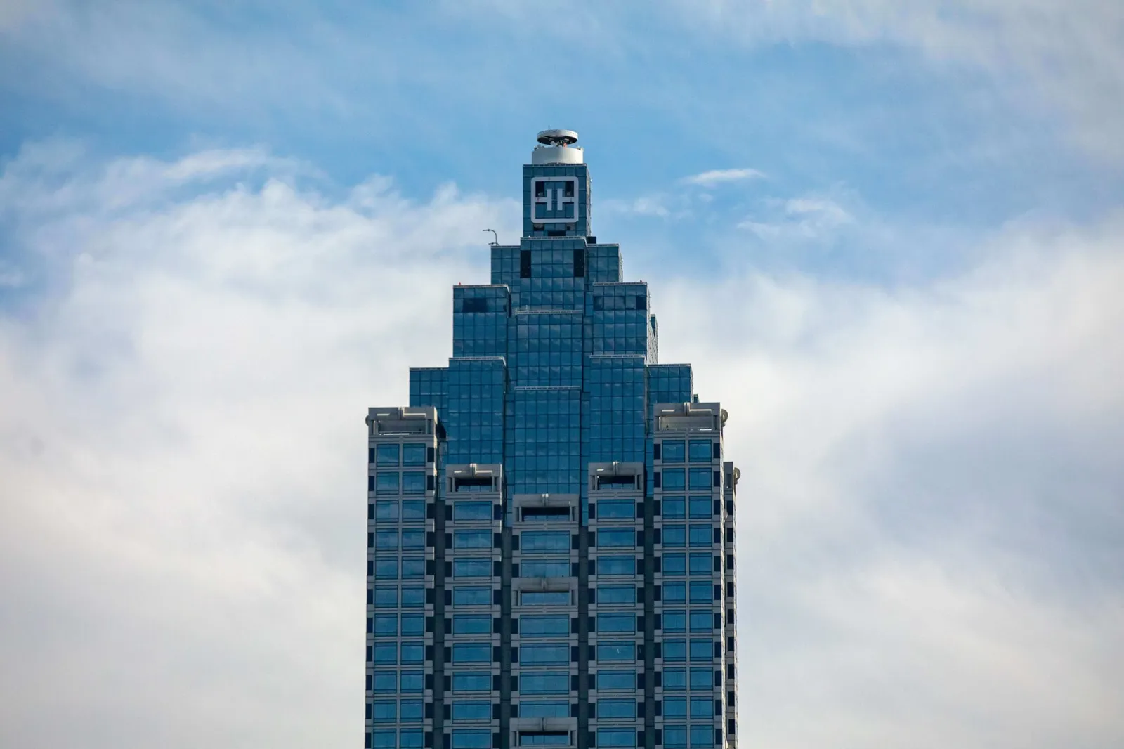 Truist - Skyline Logo - Advertising Media, Photography by Network Frequency (13)