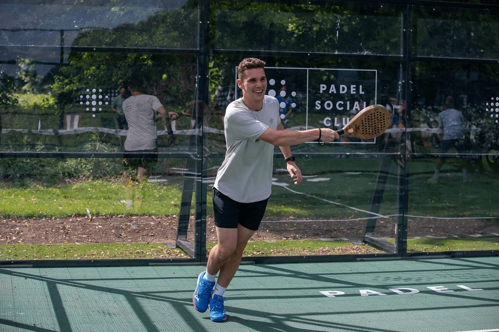 Padel Social Club: A Sporting Gem — Advertising Media, Consulting by Network Frequency (7)